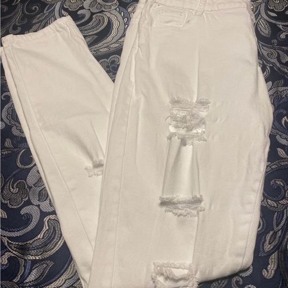 White Ripped Jeans - Picture 9 of 9